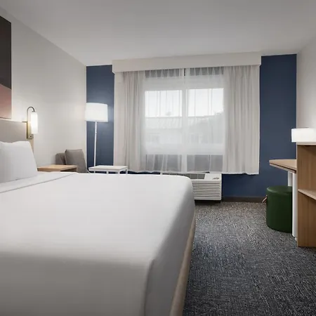 Spark By Hilton San Jose Airport Exterior photo
