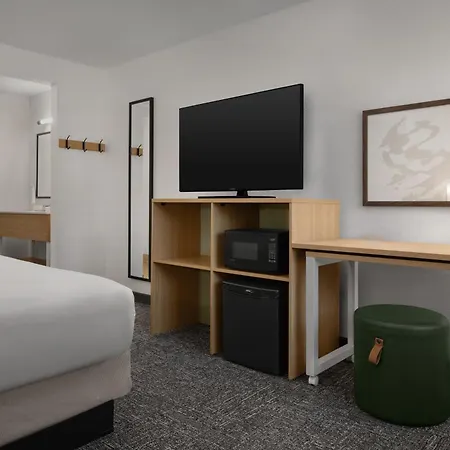 Spark By Hilton San Jose Airport Exterior photo