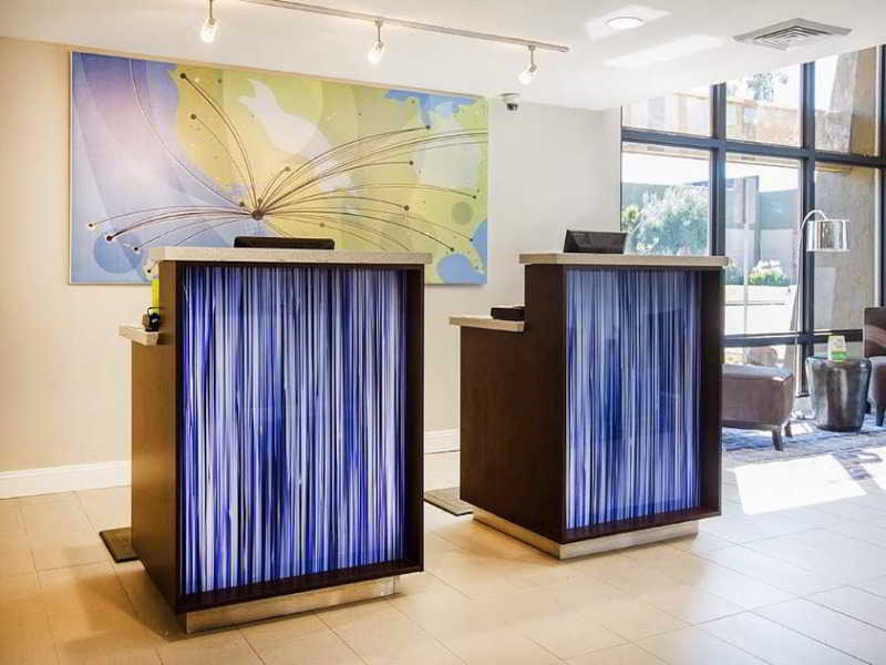 Spark By Hilton Airport 3* San José